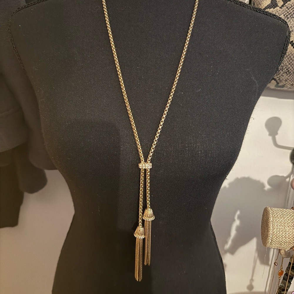 Elegant Gold Tassel Necklace